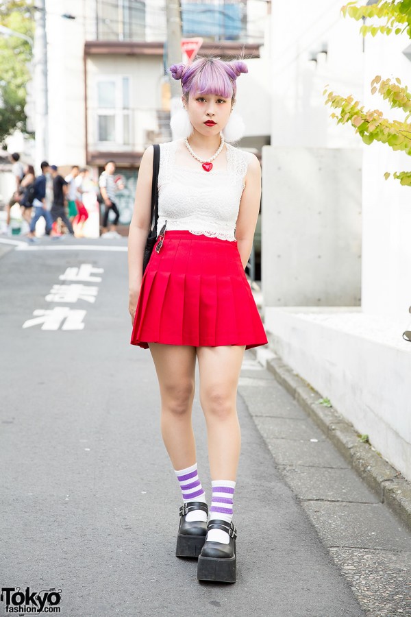 Cheerleader Skirt & Lace Top in Harajuku
