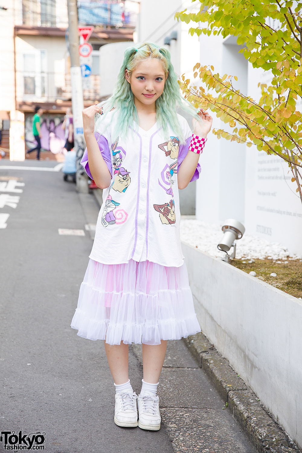 Green Haired Harajuku Girl w/ Looney Tunes Jersey, Sheer Skirt & Pastel Eye Makeup