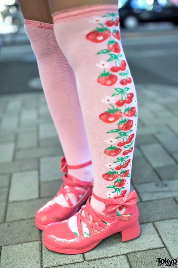 Berry Print Knee Socks & Pink Bow Shoes