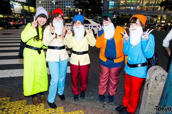 Halloween Eve in Japan - Costumes in Shibuya (93)