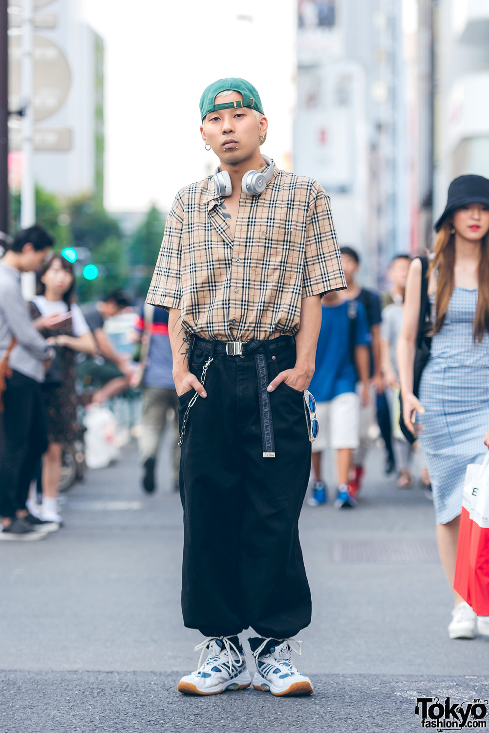 burberry shirt street style