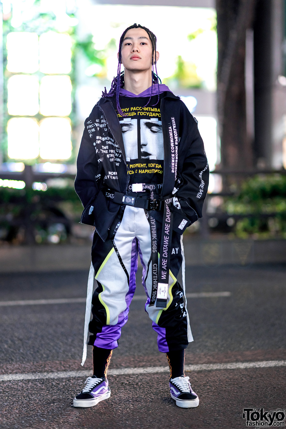Harajuku Casual Streetwear Style w/ Man Bun, Colorblock 