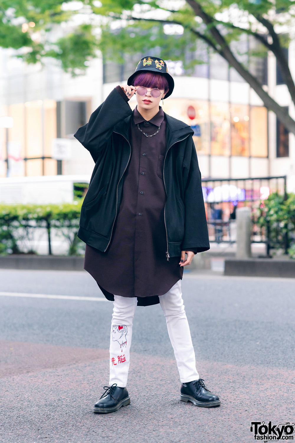 Japanese Model Street Style W Bucket Hat White Pants Ggd Dr