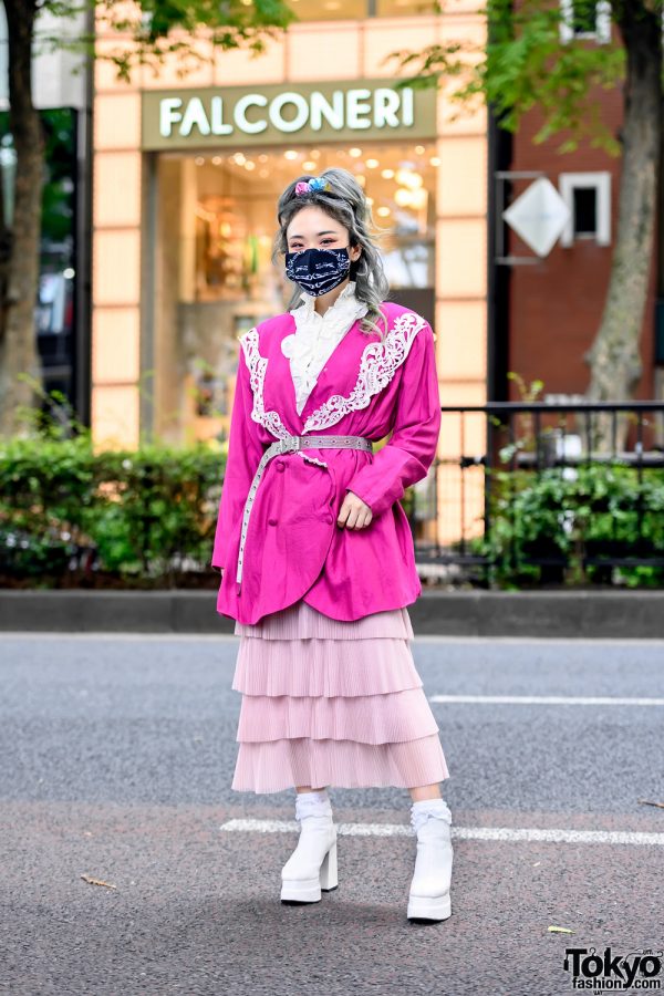 Pink Vintage Tokyo Street Style