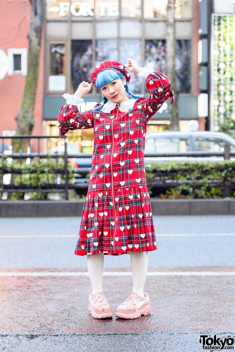 Tempura Kidz Karin in Kawaii HEIHEI Harajuku Fashion w/ Blue Twin