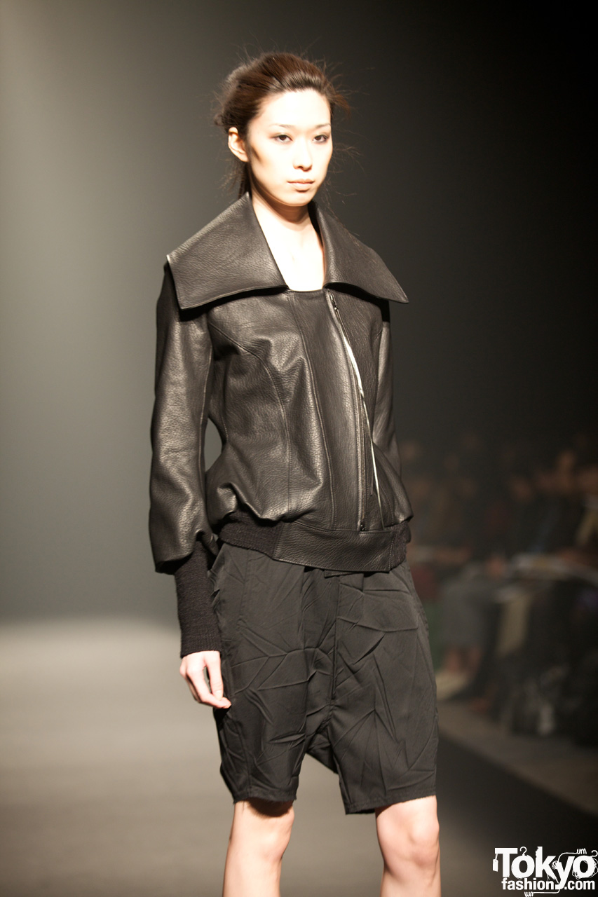 Satoru Matsuda 2010-11 A/W Collection – Tokyo Fashion