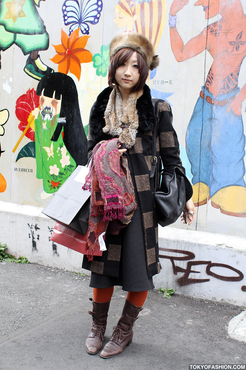  Japanese  Girl in Vintage  Fashion Hat in Harajuku Tokyo 