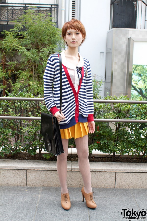 Pleated miniskirt & long striped sweater