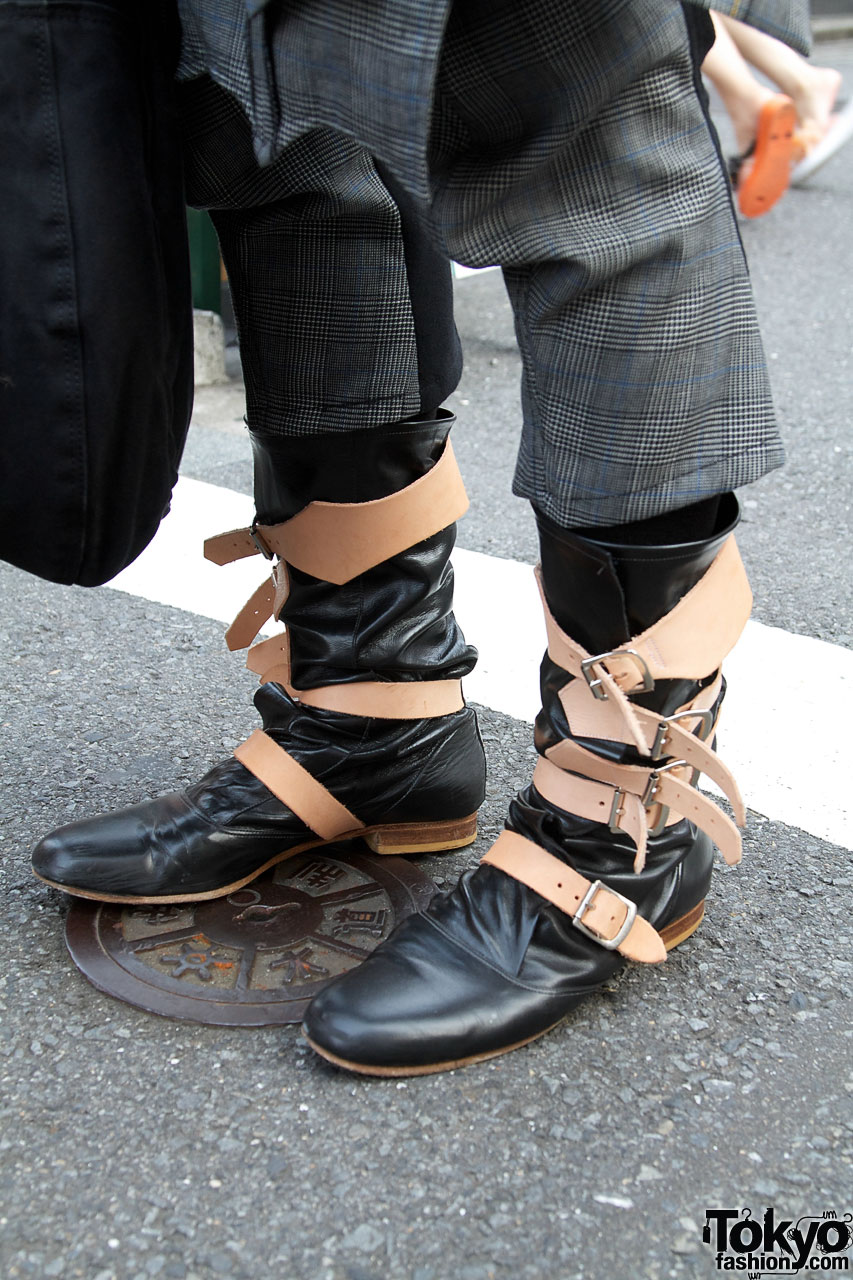 Christopher Nemeth Menswear Street Style w/ Rope Print Newsboy Cap, Vest,  Ruffled Shirt, Cuffed Pants, Rope Bag & Leather Shoes – Tokyo Fashion