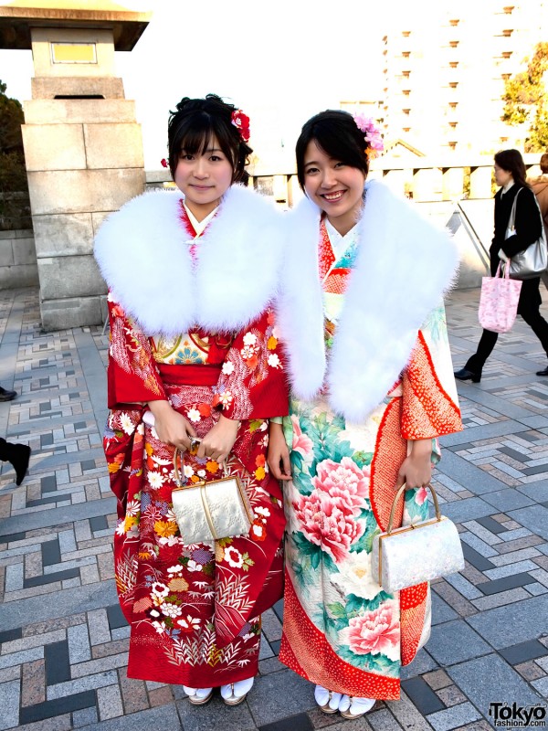 Japanese Girls in Kimono