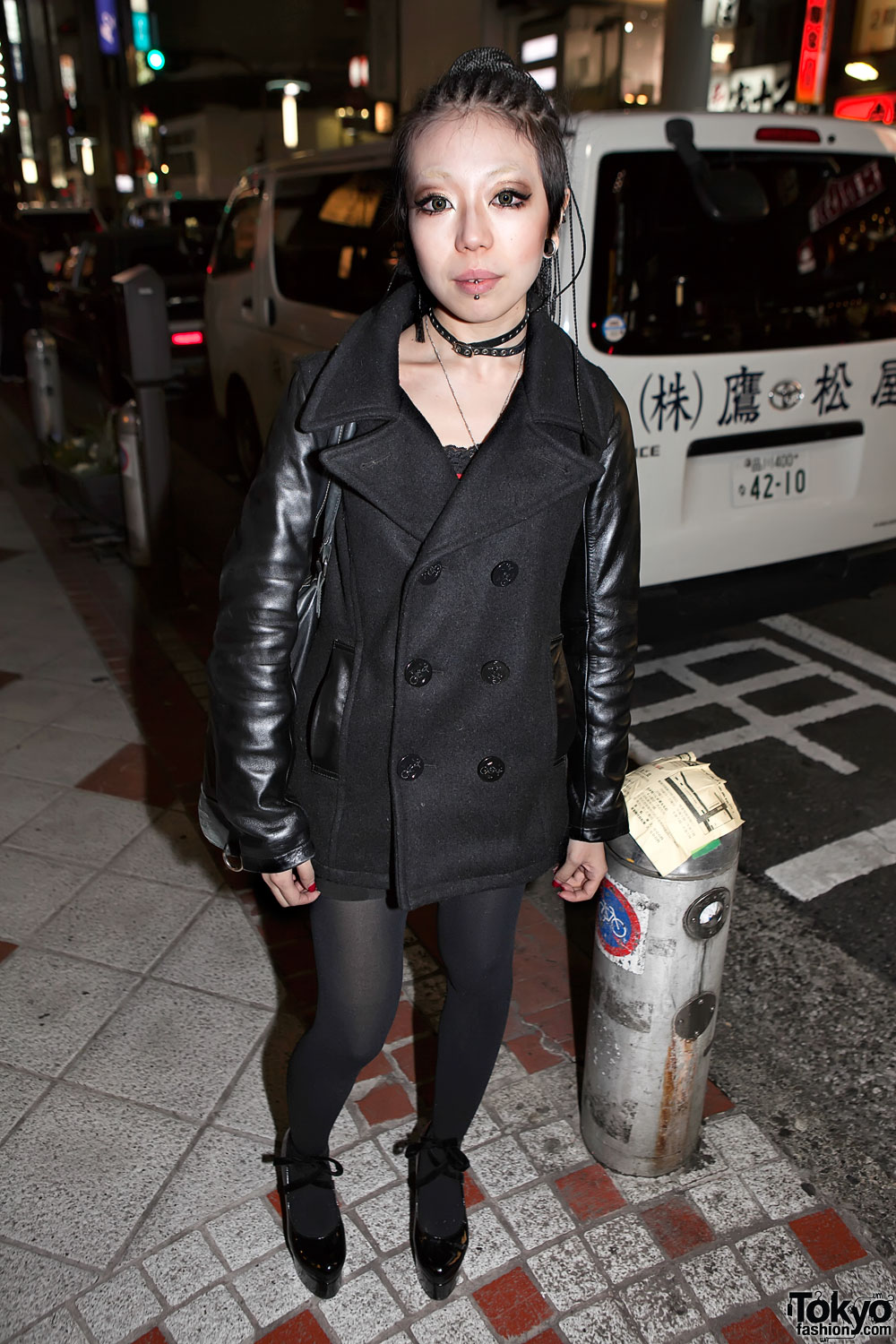 Lip Piercing, Braids & Vivienne Westwood in Shibuya – Tokyo Fashion