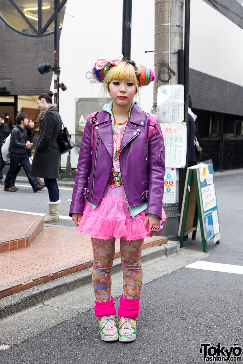 Double Bun Hairstyle, Purple Jacket & Pink Tulle Skirt – Tokyo Fashion