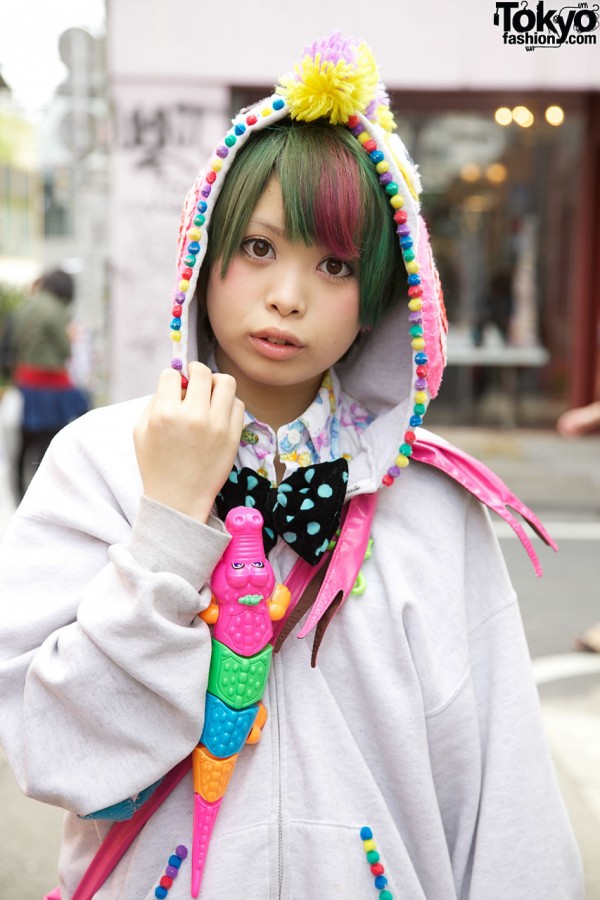 Harajuku Girl in Cute Handmade Hoodie & Bow Tie – Tokyo Fashion