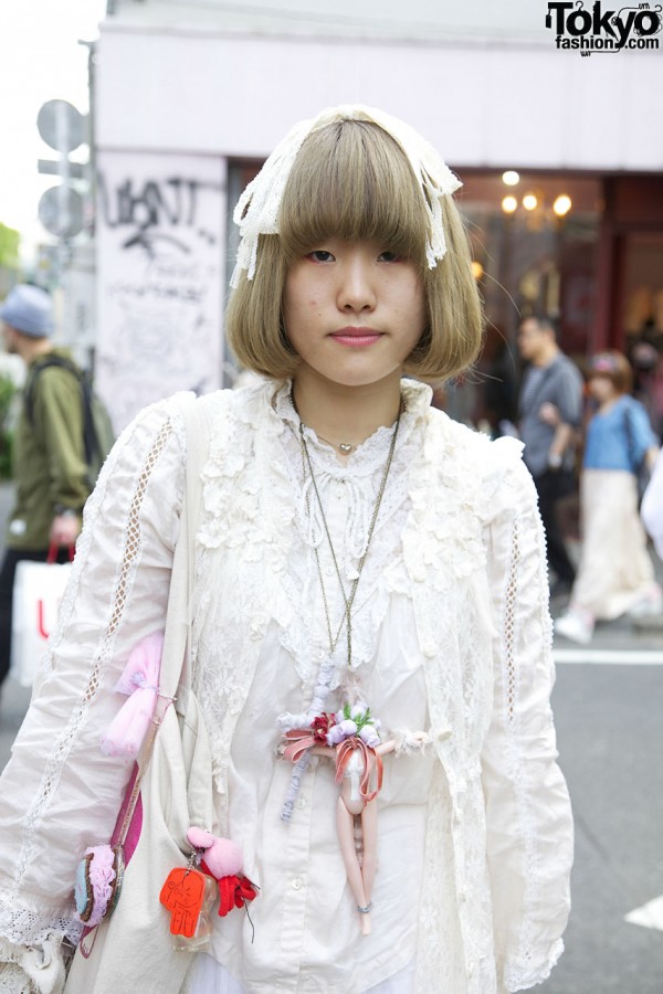 Lacy White Harajuku Fashion