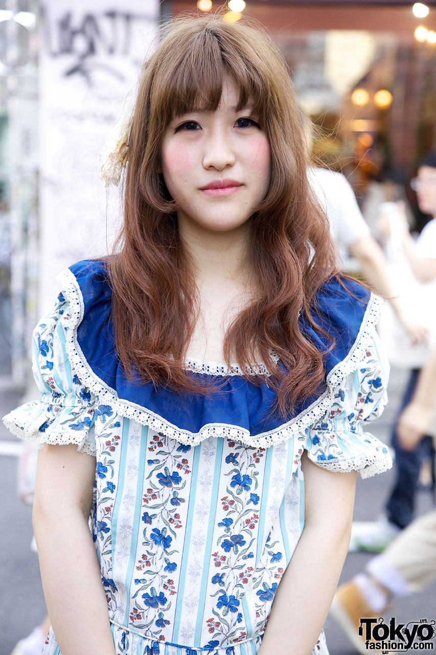 Cute Girls in Sunflower Summer Dresses in Harajuku – Tokyo Fashion