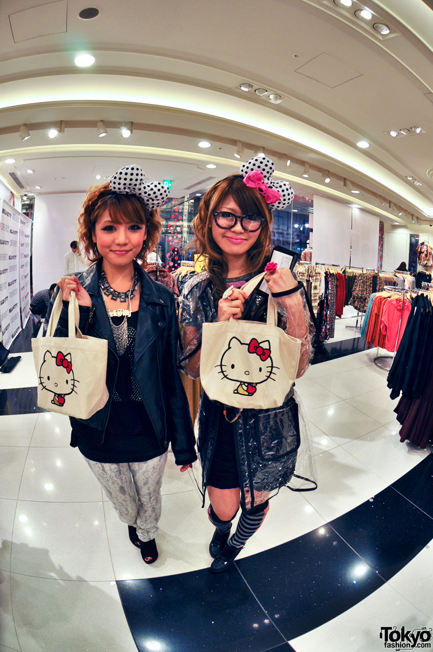 Hello Kitty x Forever 21 Shibuya (32) – Tokyo Fashion