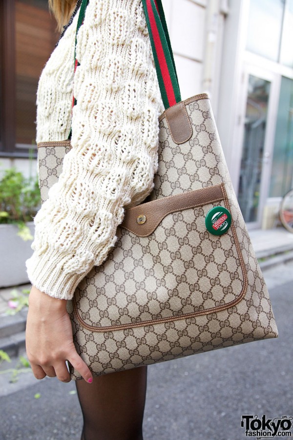 Girl’s Nadia Sweater, Studded Shorts & Vintage Gucci Bag – Tokyo Fashion