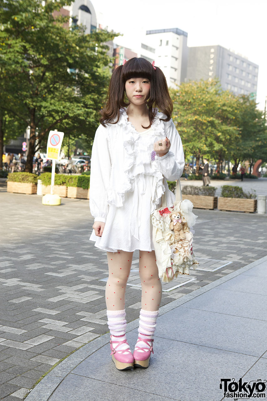 Twintail Hairstyle, Baby The Stars Shine Bright Rocking Horse Shoes & Dolly Kei Bag in Shinjuku