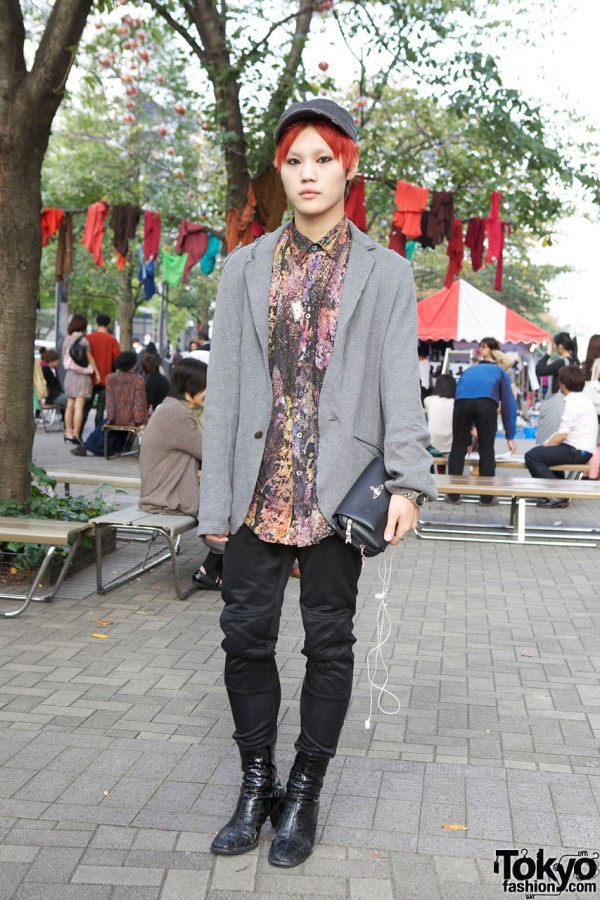 Stylish Student From Seoul Wearing Radd Lounge, Dog Harajuku & NaNa-NaNa