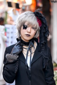 Japanese Girl With Gothic Hair & Makeup in Harajuku