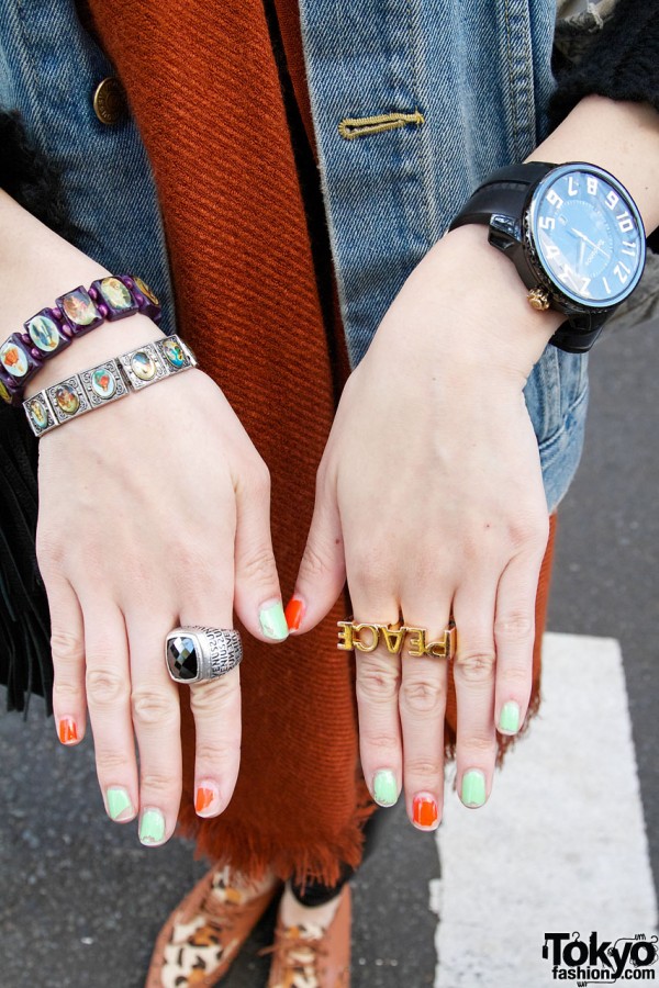 2-finger ring & Tendence watch in Harajuku
