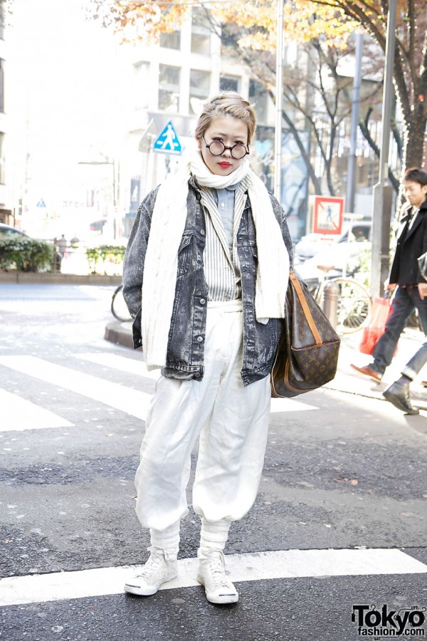 Retro Levi's Jacket, Harem Pants & Long White Scarf in Harajuku