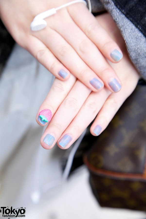 Stylish nail polish in Harajuku