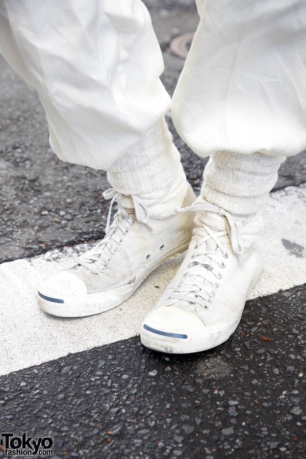 White harem pants, socks & sneakers in Harajuku