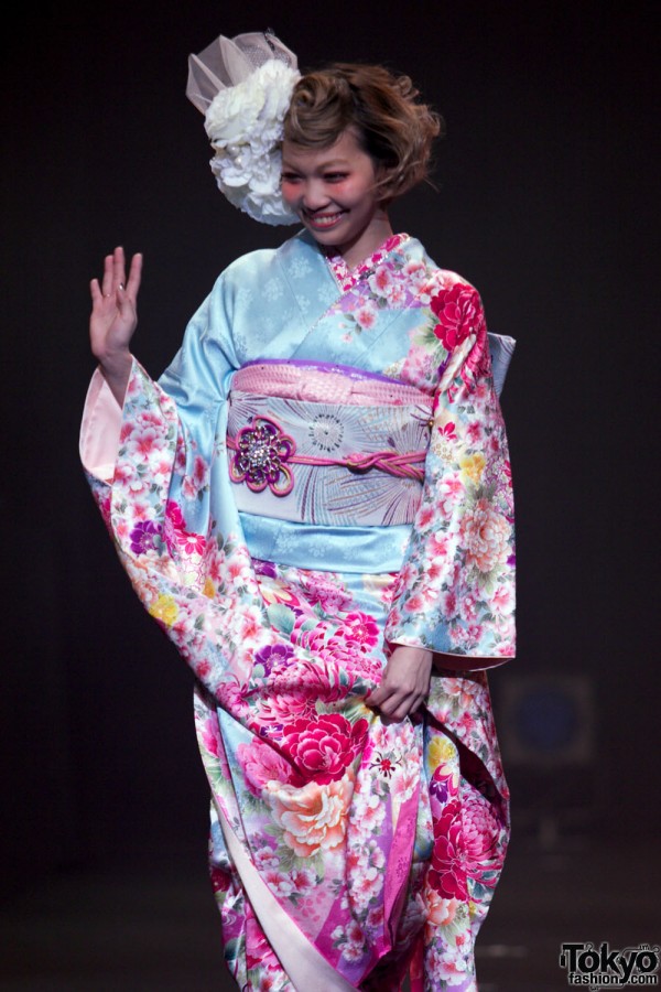 Kimono Fashion Show at Harajuku Kawaii