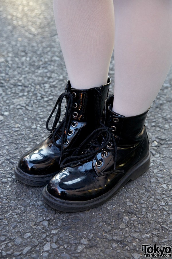 Black patent leather boots & white tights in Harajuku