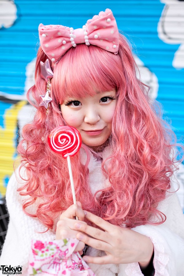 Pink Hair & 6%DOKIDOKI Milky Way Hair Clip