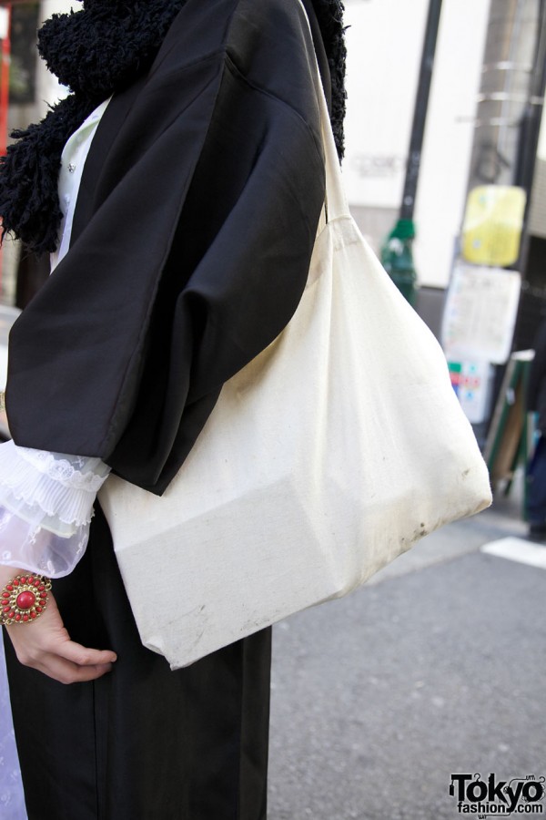White cotton tote bag in Harajuku