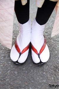 Tabi socks & flip flops in Harajuku