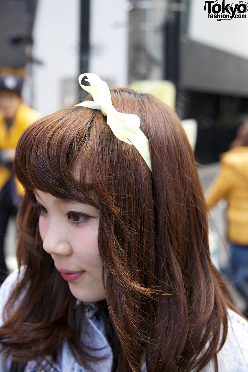 Akari's Acid Wash Jacket, I Am I Skirt & Ribbon Shoe Laces in Harajuku –  Tokyo Fashion