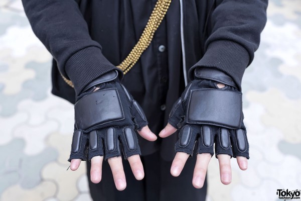 Padded Cybergoth Gloves in Harajuku