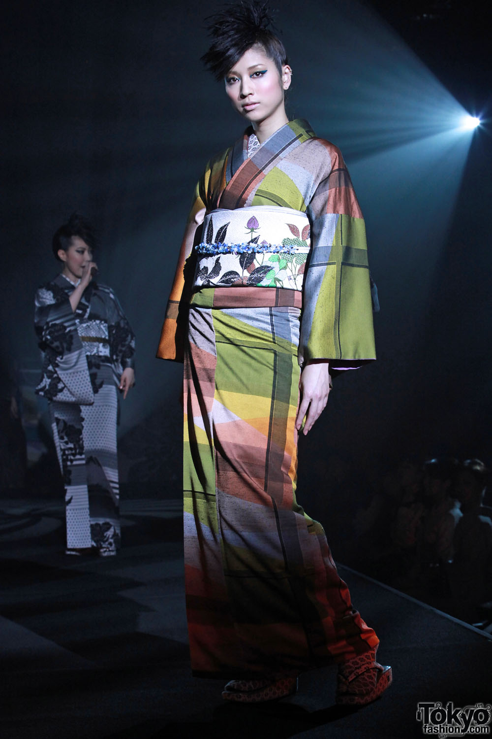 Jotaro Saito 2012 A/W (5) – Tokyo Fashion