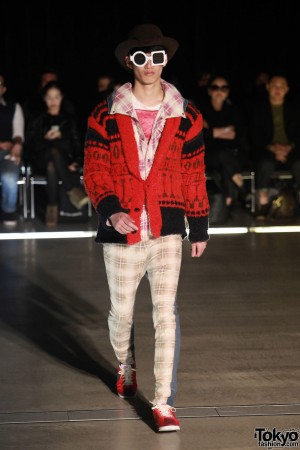 Nozomi Ishiguro tambourine 2012-13 A/W – Tokyo Fashion