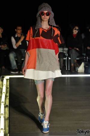 Nozomi Ishiguro tambourine 2012-13 A/W – Tokyo Fashion