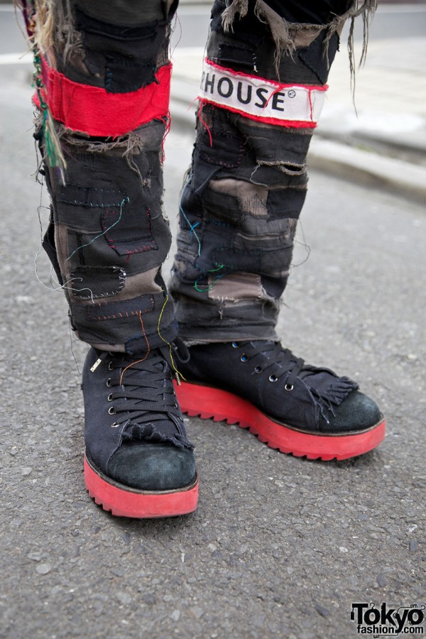 Patchwork pants w/ black & red sneakers