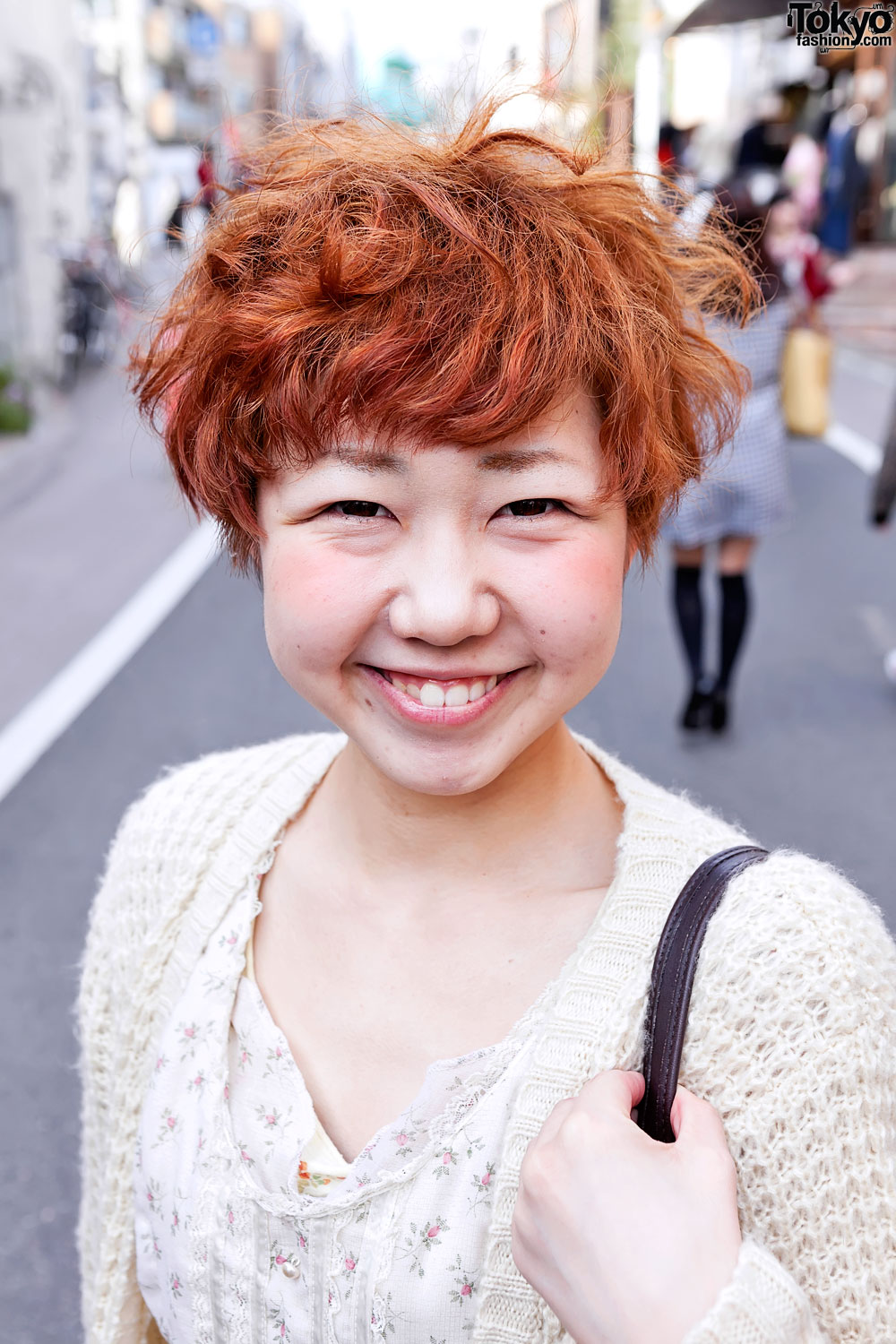 Vintage Style Harajuku Girls w/ Cute Short Hairstyles