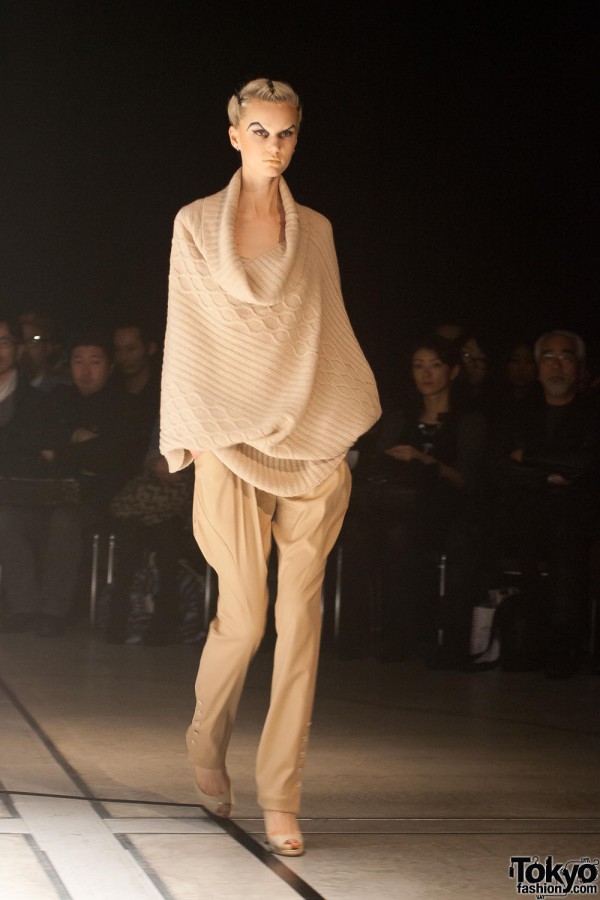 Yasutoshi Ezumi 2012-13 A/W – Tokyo Fashion