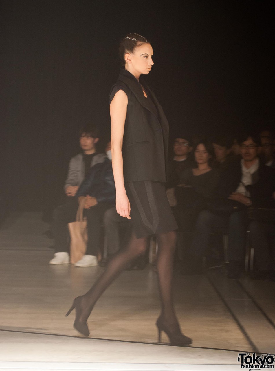 Yasutoshi Ezumi 2012-13 A/W – Tokyo Fashion