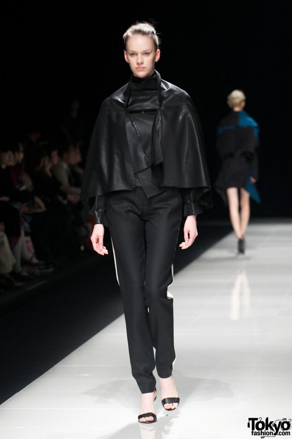 araisara 2012-13 A/W – Tokyo Fashion