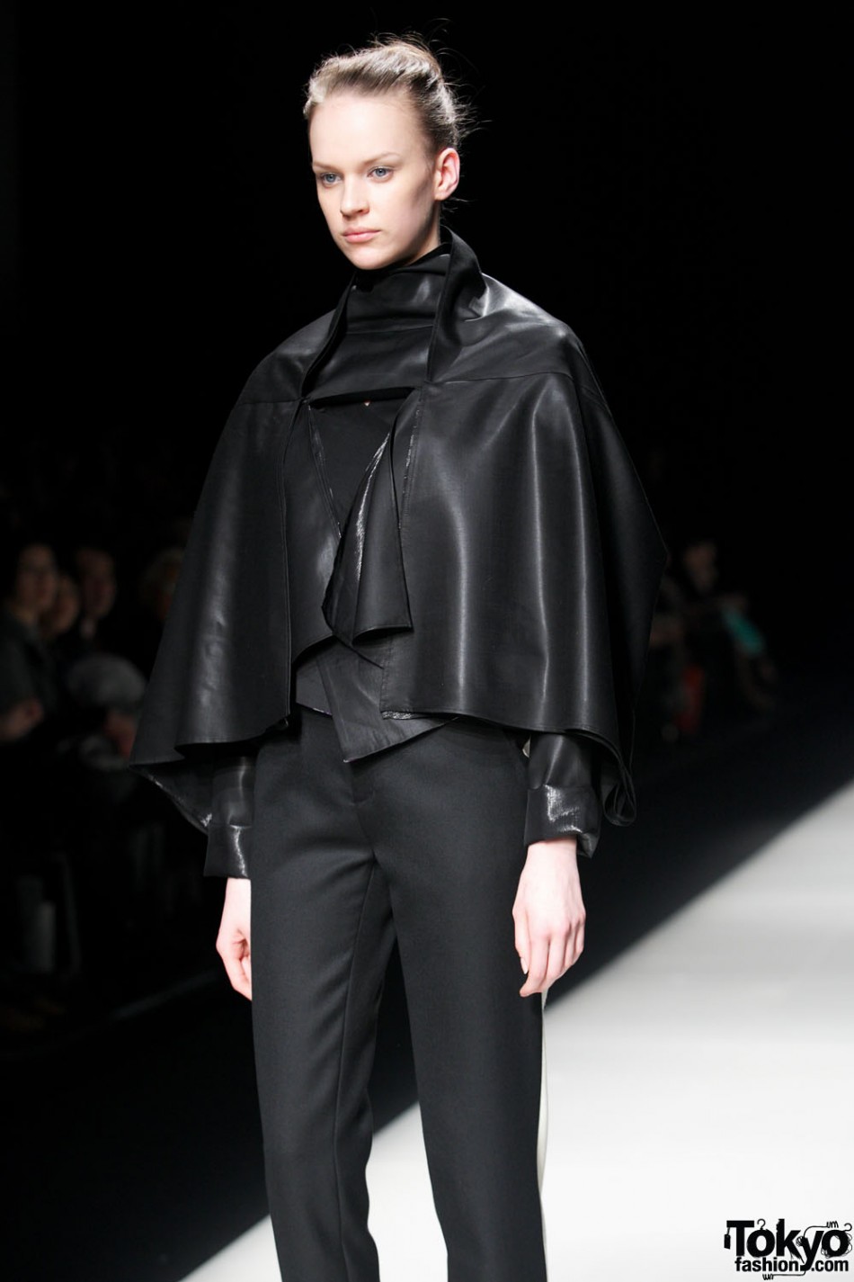 araisara 2012-13 A/W – Tokyo Fashion