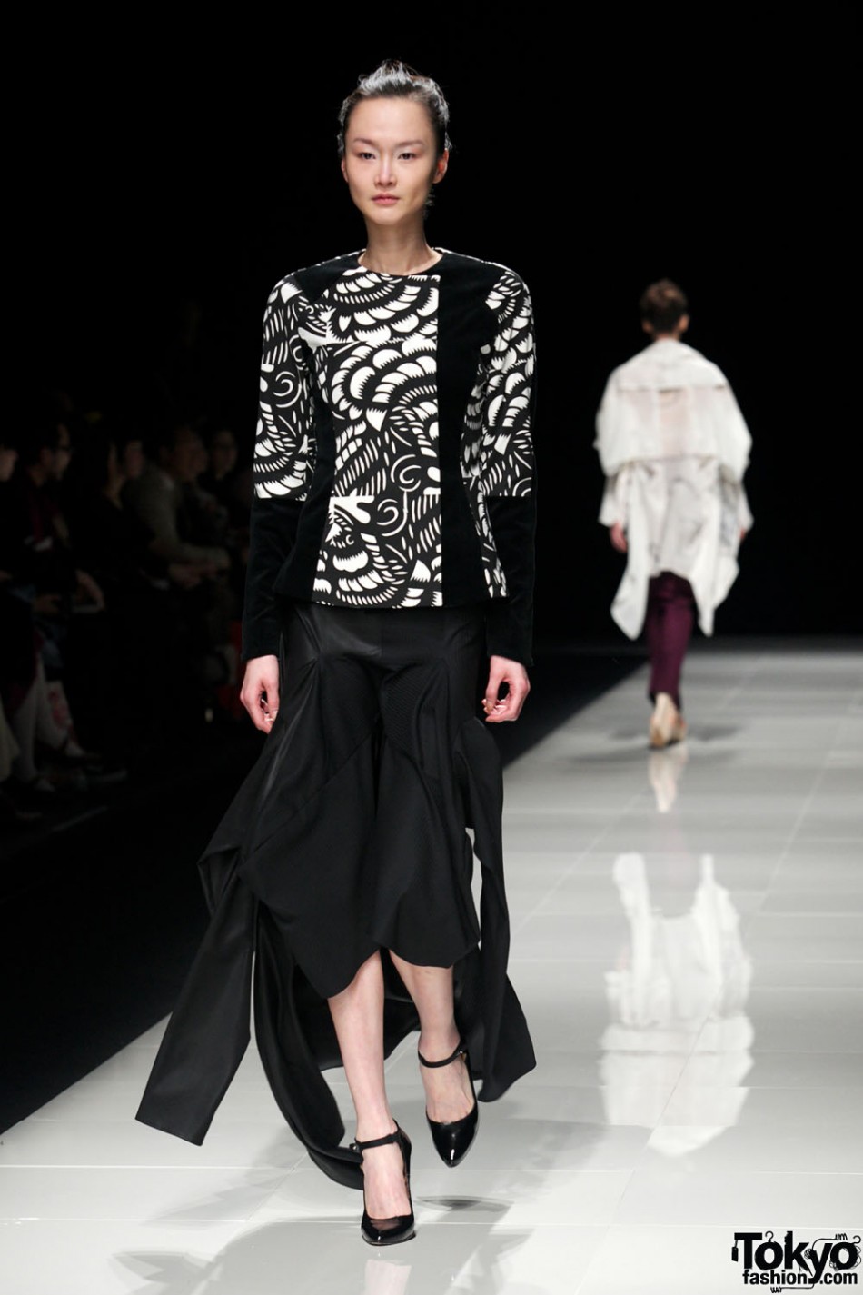 araisara 2012-13 A/W – Tokyo Fashion