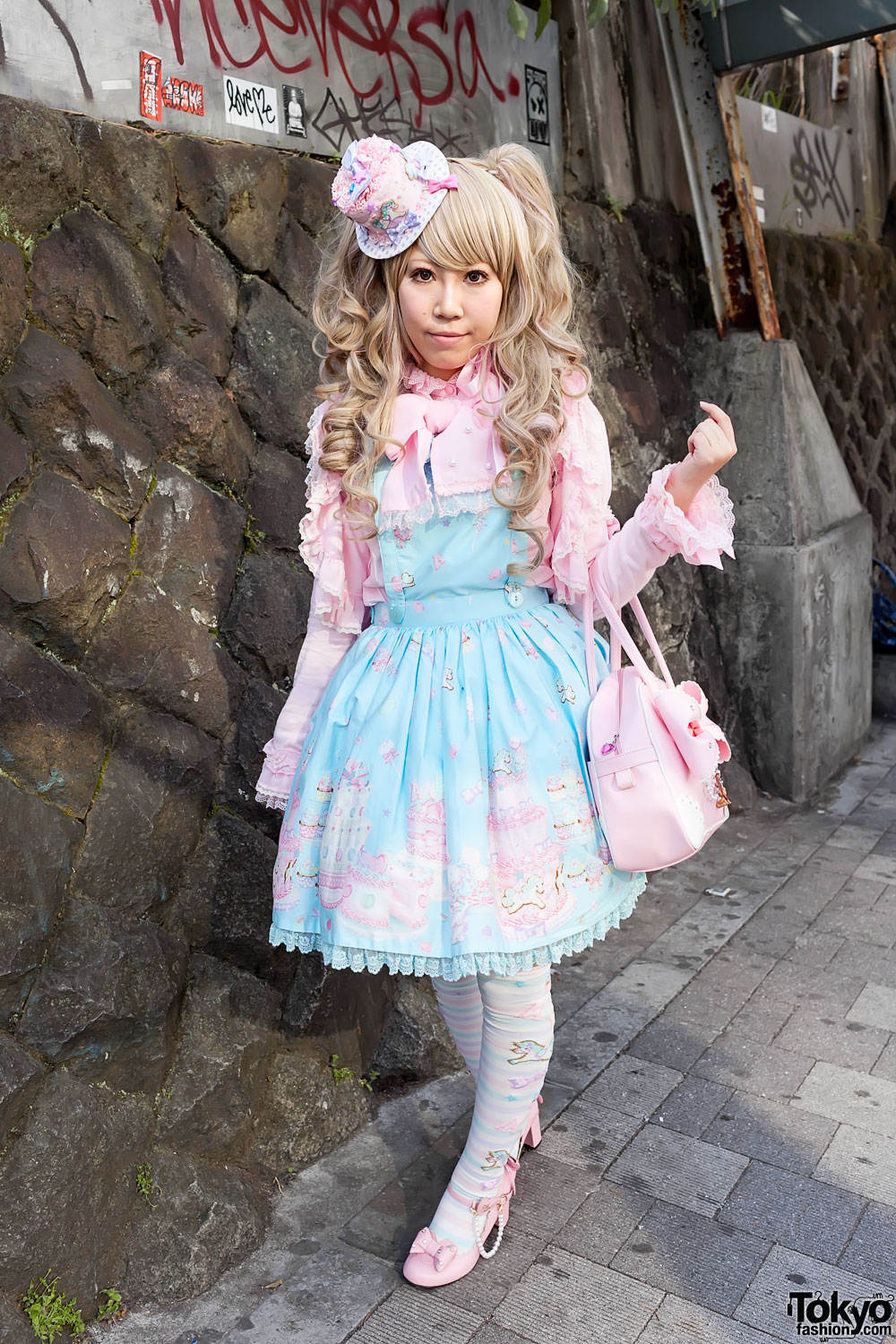 Japanese Sweet Lolita In Angelic Pretty Tokyo Fashion