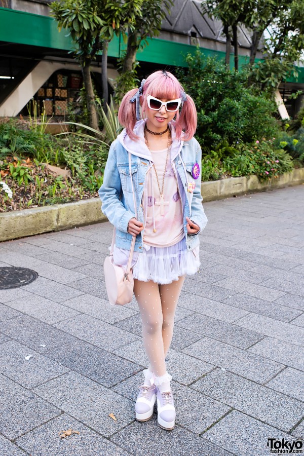 Pink Hair, Tulle Skirt, Heart Bag & Esperanza Platforms in Shibuya