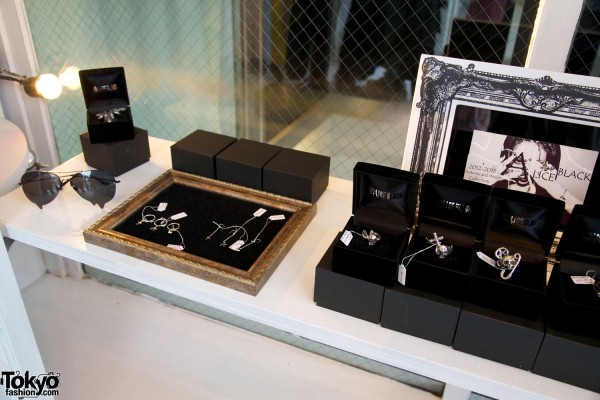 Alice Black Jewelry Collection