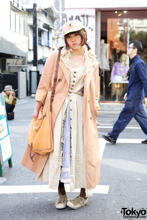 Harajuku Girl’s Vintage Maxi Coat, Muslin Dress & Kangol Cap – Tokyo ...