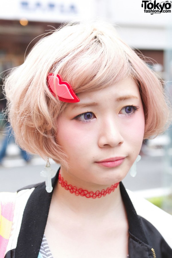 Cute Short Blonde-Pink Japanese Hairstyle